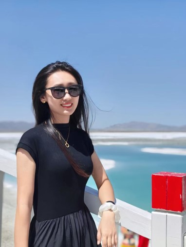 李浩桢照片