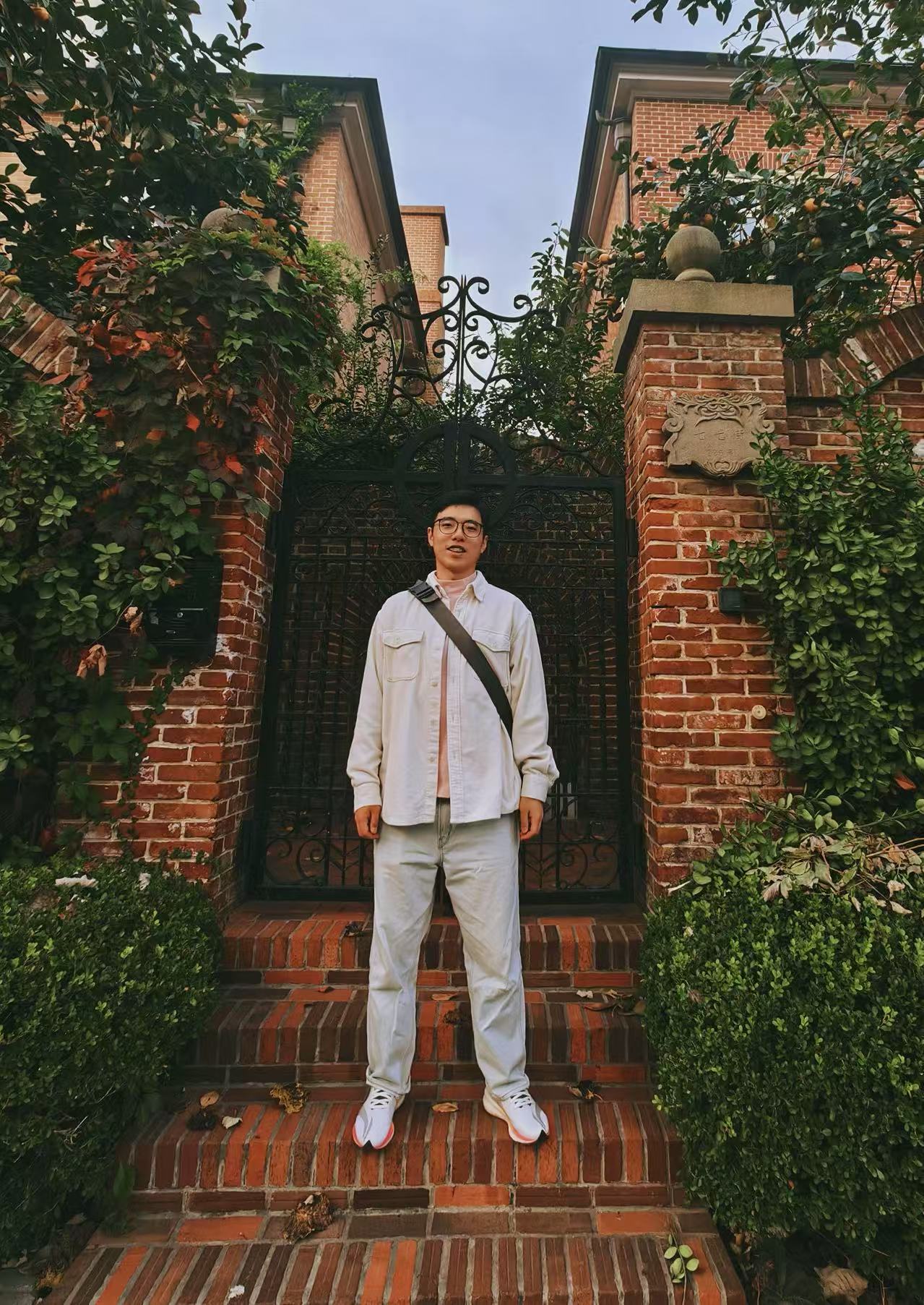 李浩桢照片