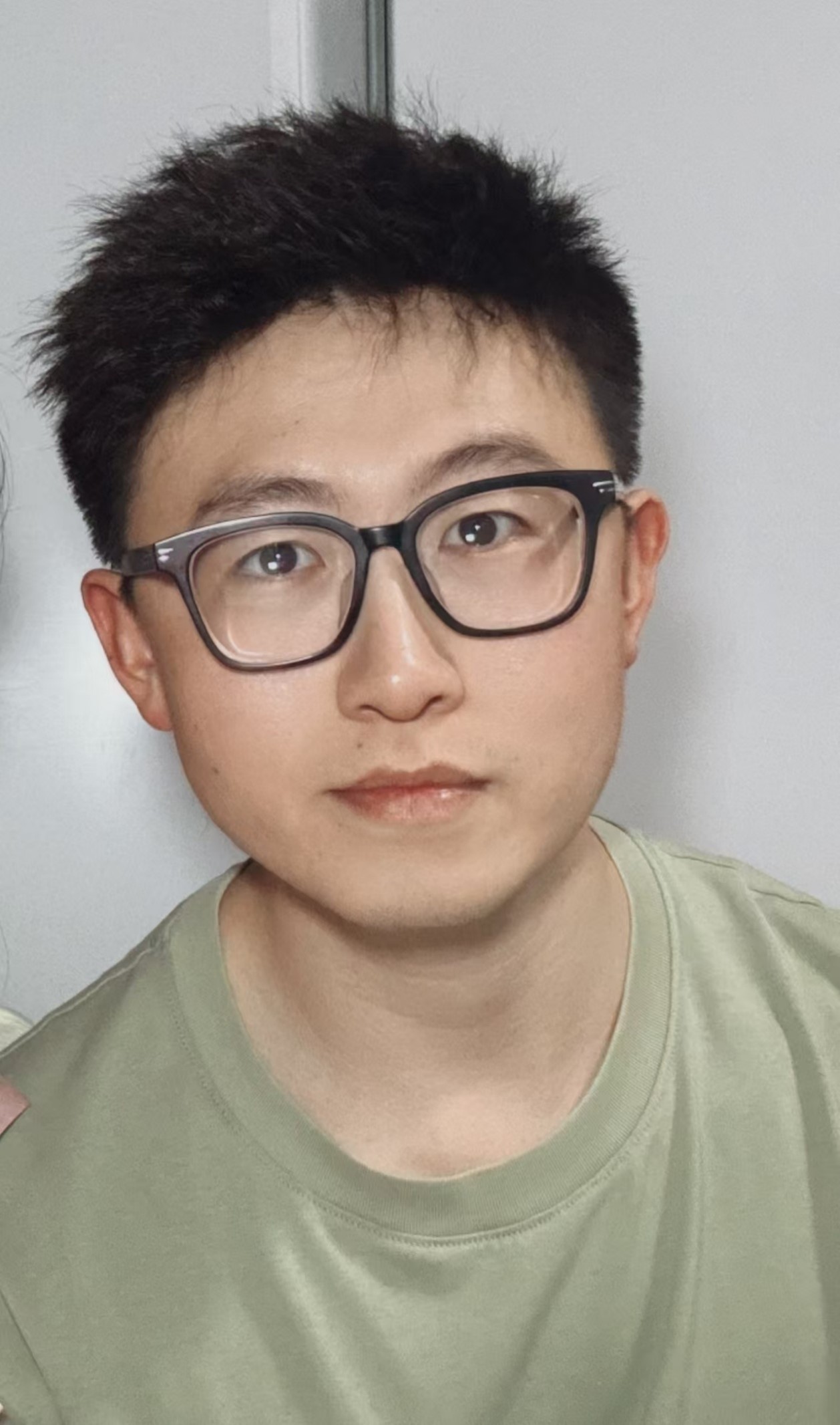 李浩桢照片